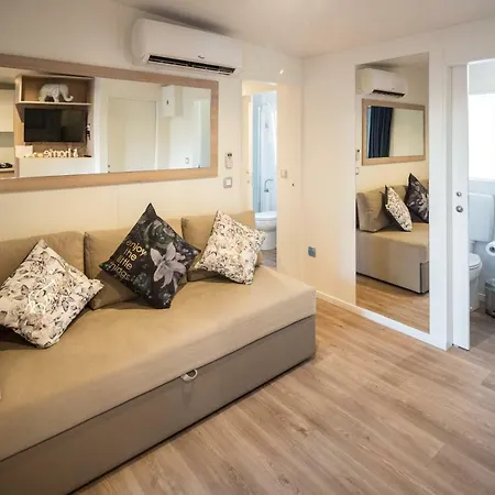 Mobile Happynest Camping