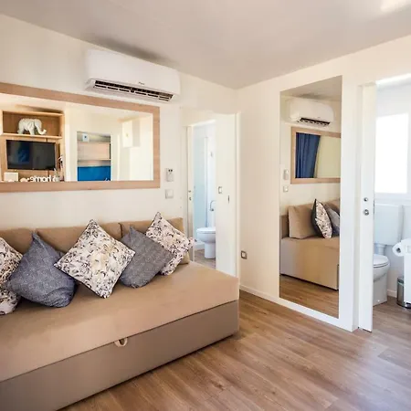 Mobile Happynest Campsite