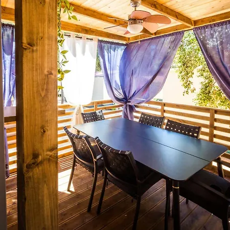 Mobile Happynest Biograd Na Moru