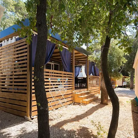 Mobile Happynest Campsite