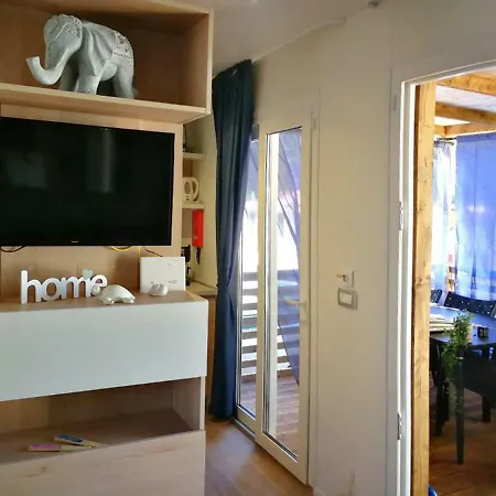 Mobile Happynest Campsite *