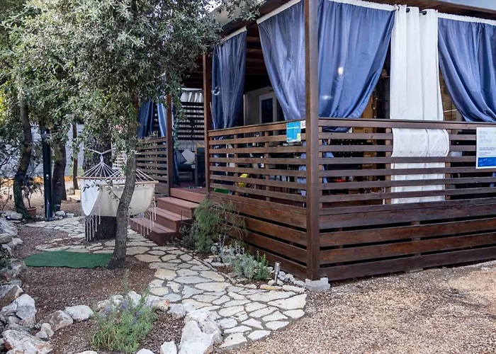 Κάμπινγκ Mobile Happynest