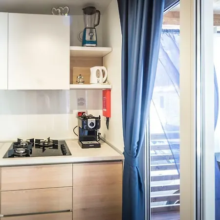 Mobile Happynest Kemp Biograd Na Moru