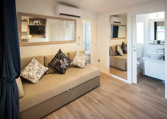 Mobile Happynest Kamp